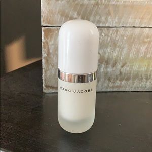 Marc Jacobs invisible under(cover) face primer